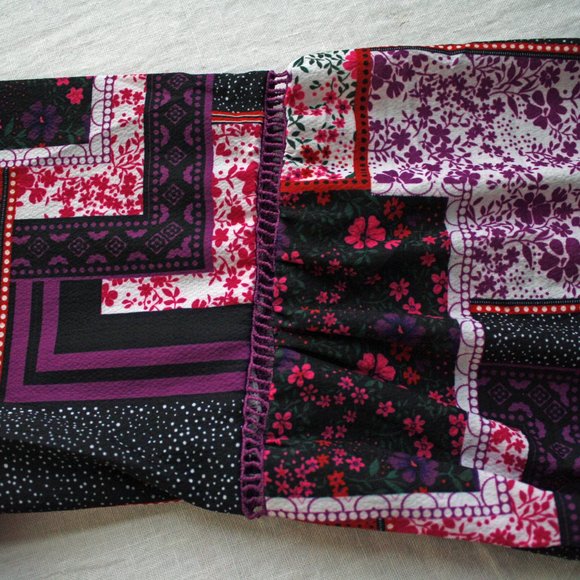 Floral Print Patchwork Top - Like new! - Picture 3 of 7
